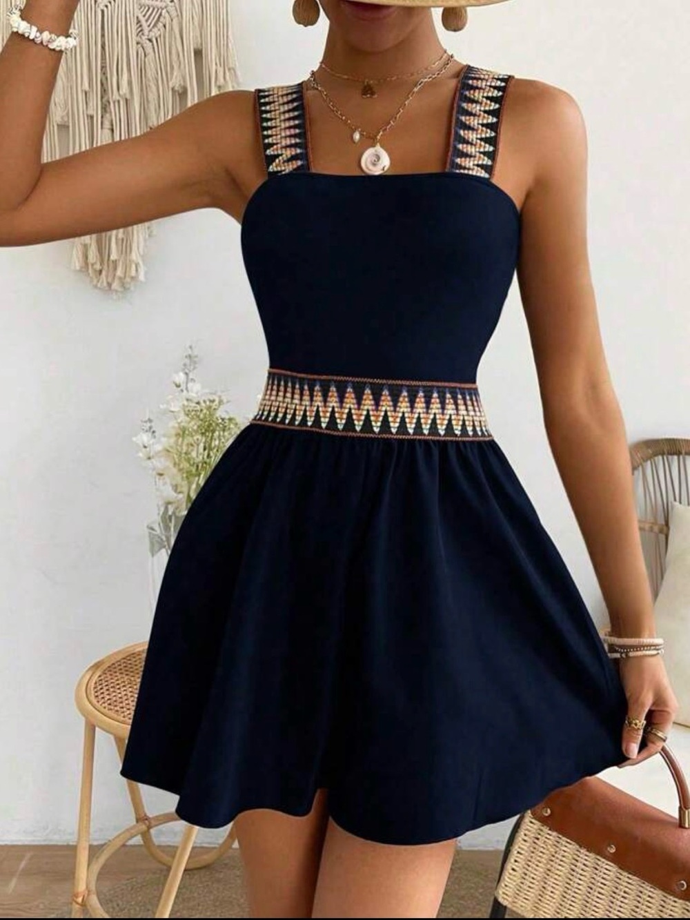 Navy Chevron Embroidered Strap Romper Sz Large - Picture 4 of 7